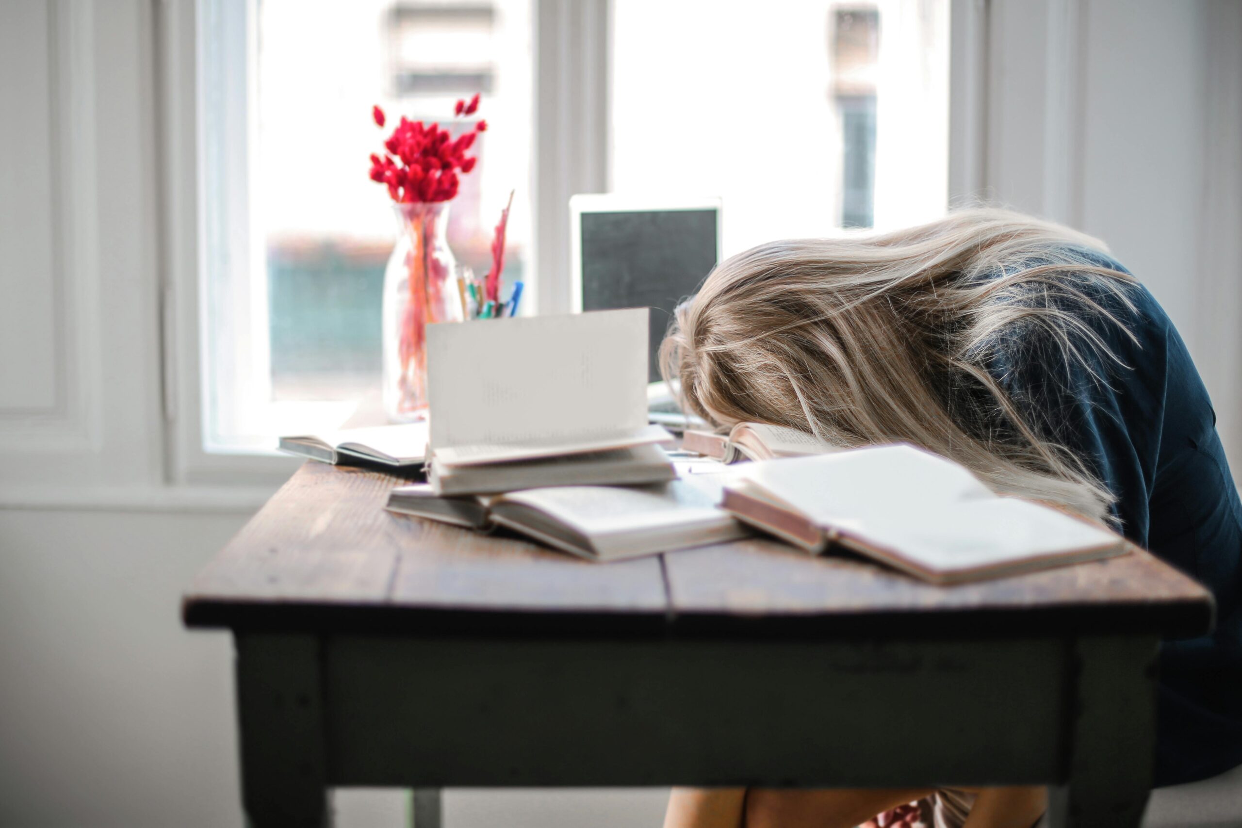 How to Avoid Burnout During Finals Season